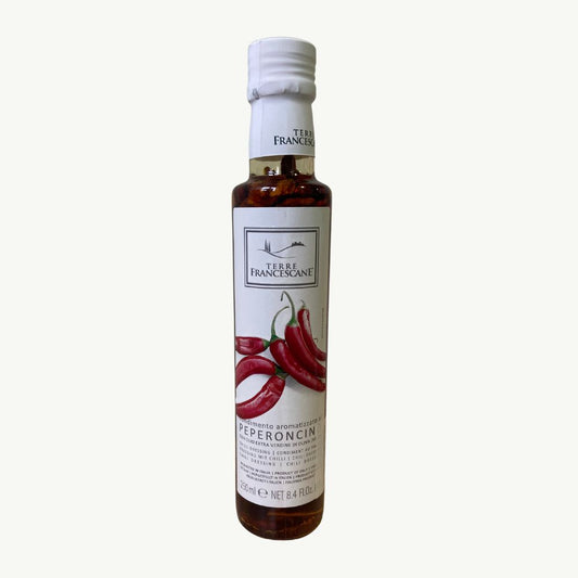 Olio Extra al Peperoncini, Flavoured with Chilli, from Terre Francescane (250ml)